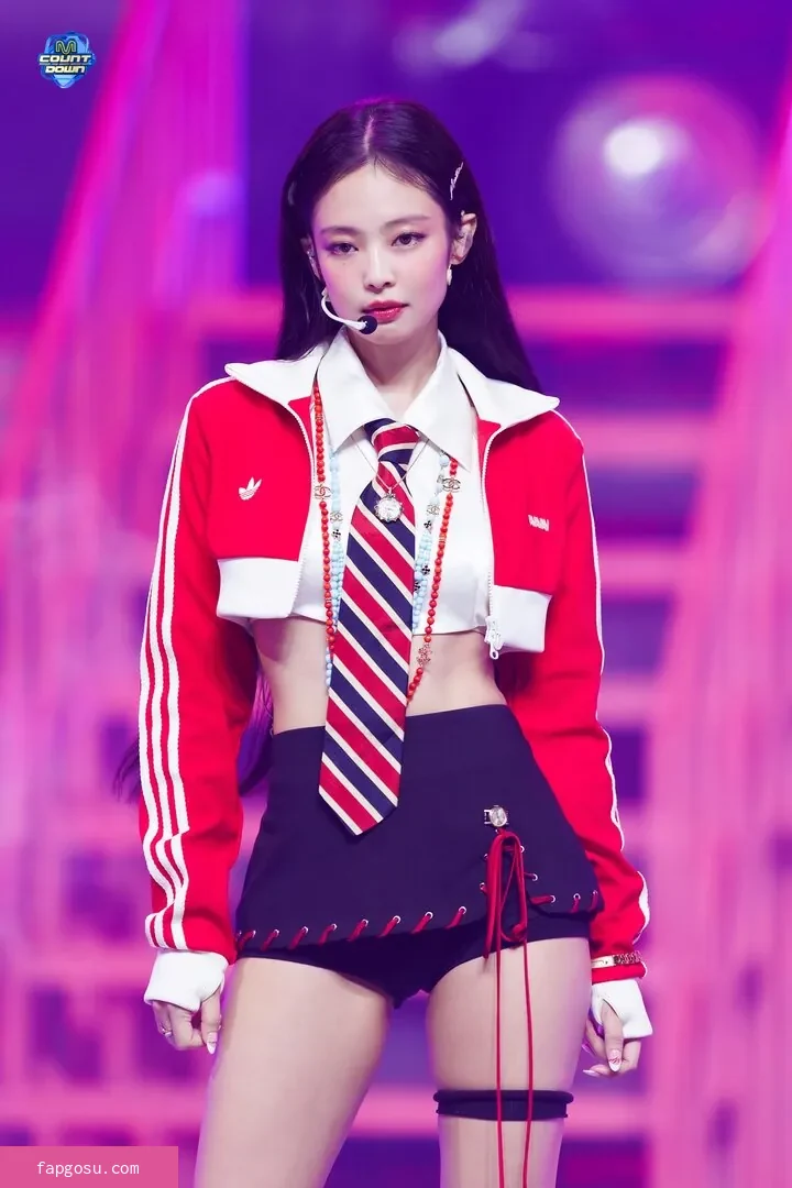 Jennie | BLΛƆKPIИK