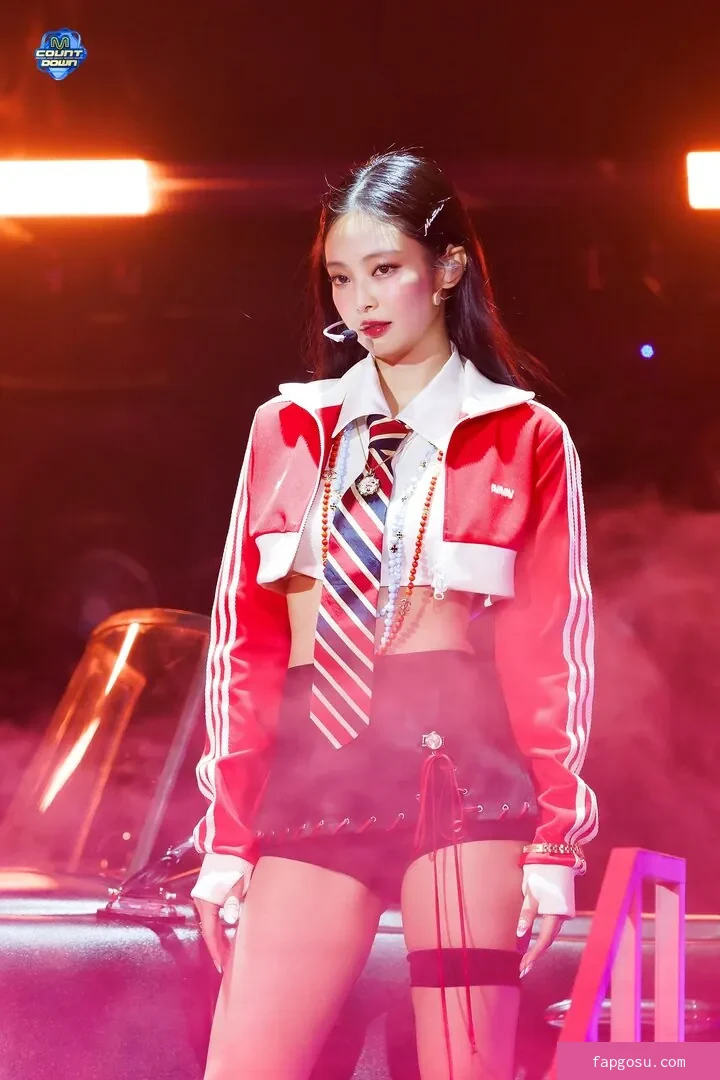 Jennie | BLΛƆKPIИK