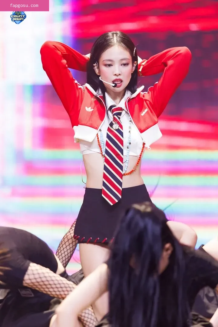 Jennie | BLΛƆKPIИK