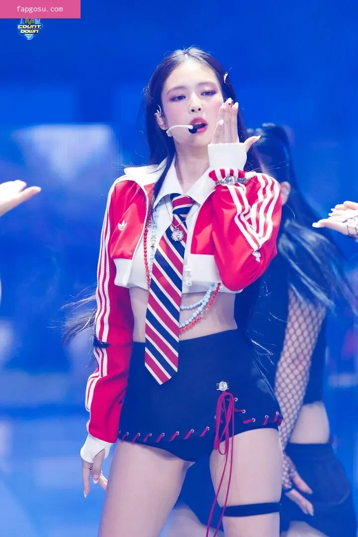 Jennie | BLΛƆKPIИK