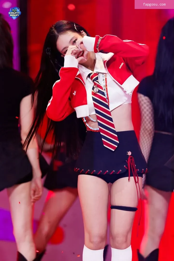 Jennie | BLΛƆKPIИK
