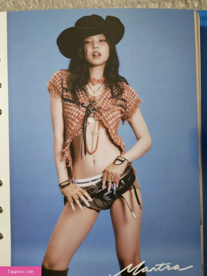 Jennie | BLΛƆKPIИK