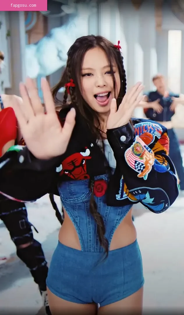 Jennie | BLΛƆKPIИK