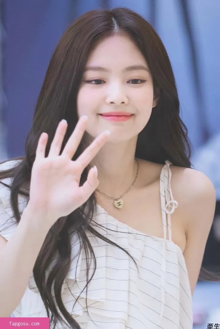 Jennie | BLΛƆKPIИK
