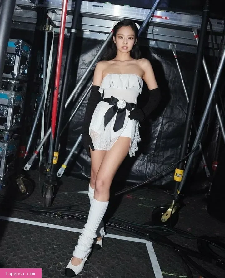 Jennie | BLΛƆKPIИK