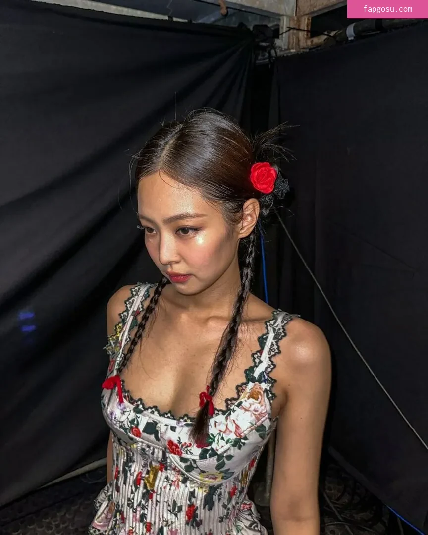 Jennie | BLΛƆKPIИK