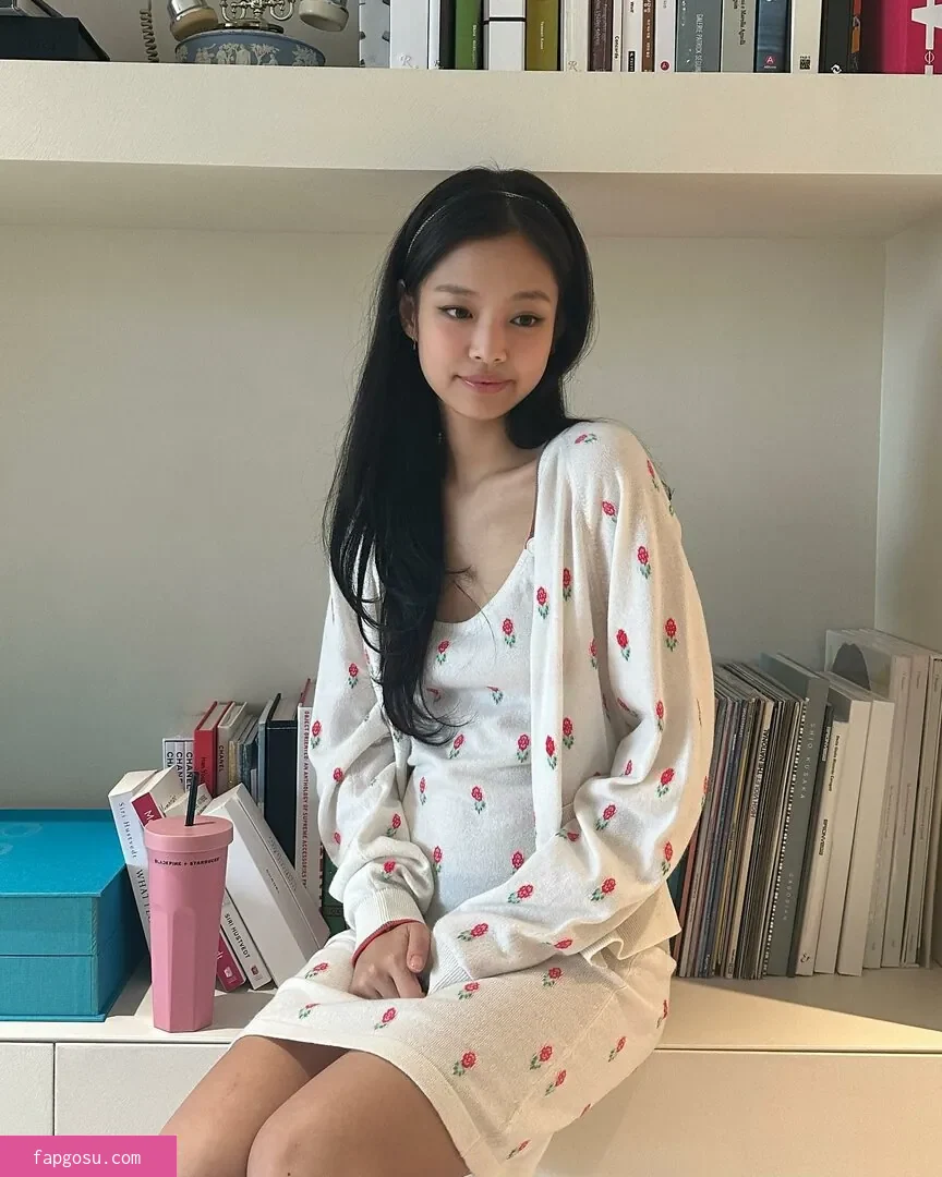 Jennie | BLΛƆKPIИK