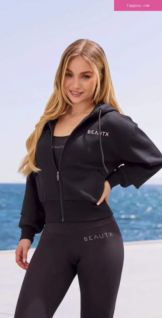 Julia Beautx
