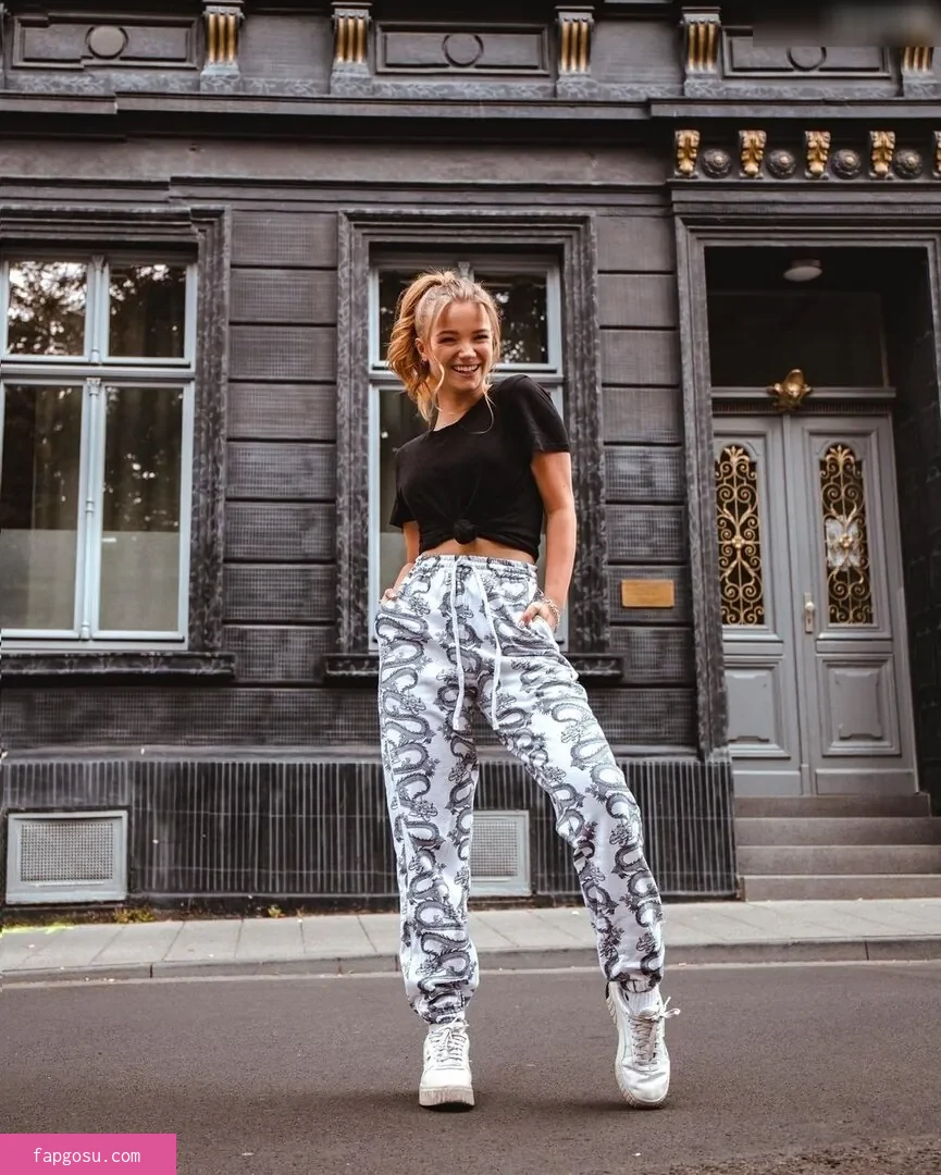 Julia Beautx