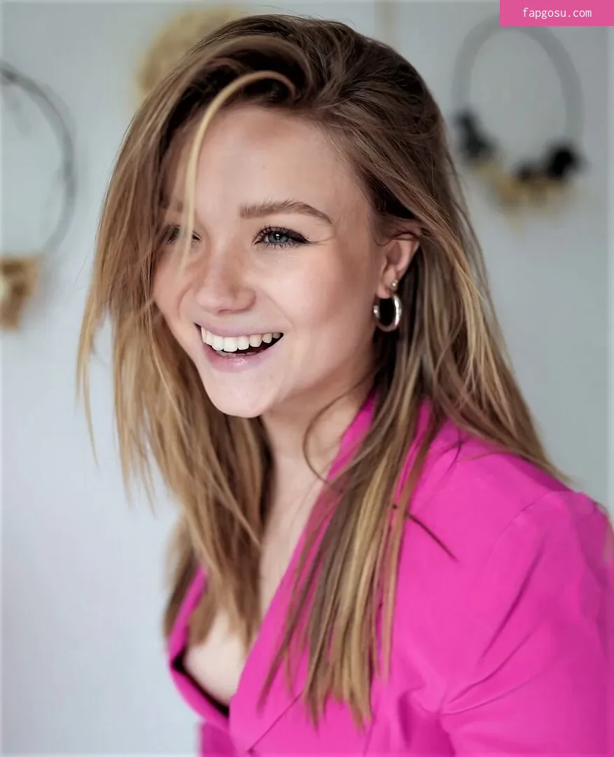 Julia Beautx