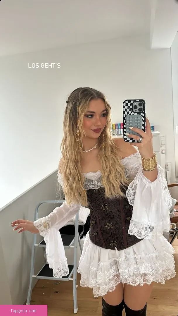 Julia Beautx