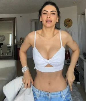 Jessica Cediel content