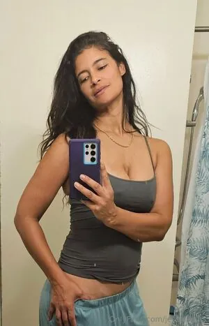Jessica Clark content
