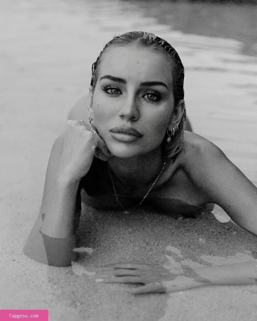 Julia Cavanagh