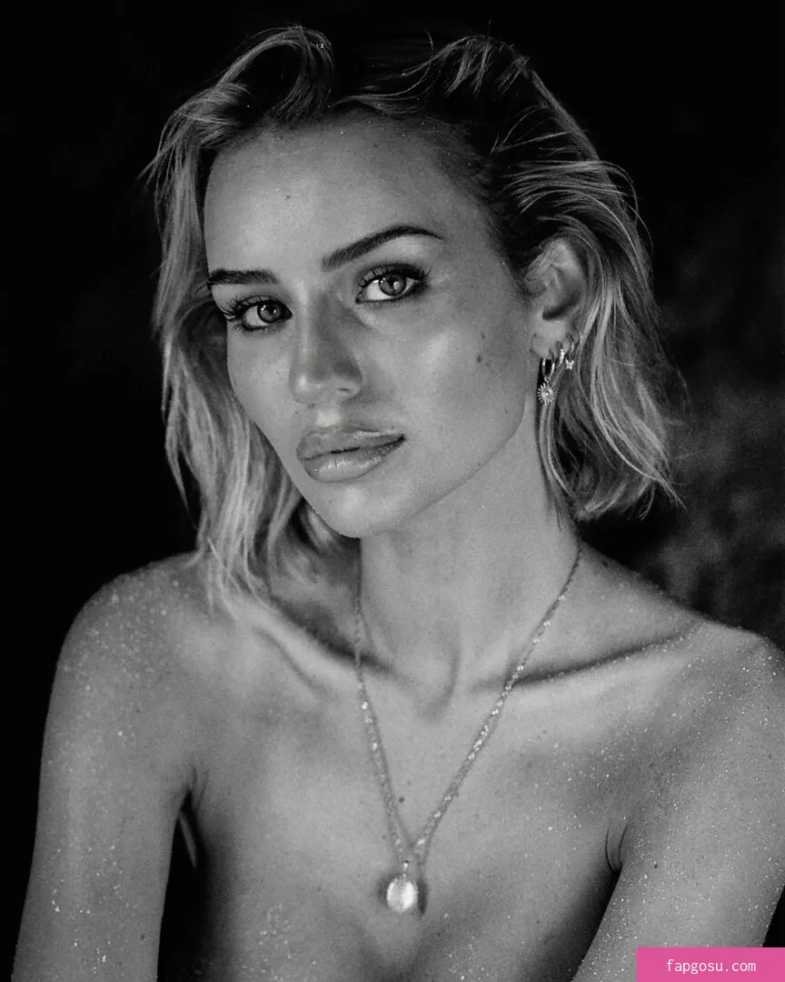 Julia Cavanagh