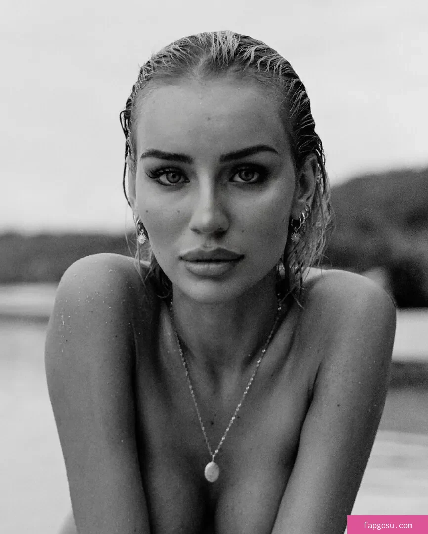 Julia Cavanagh
