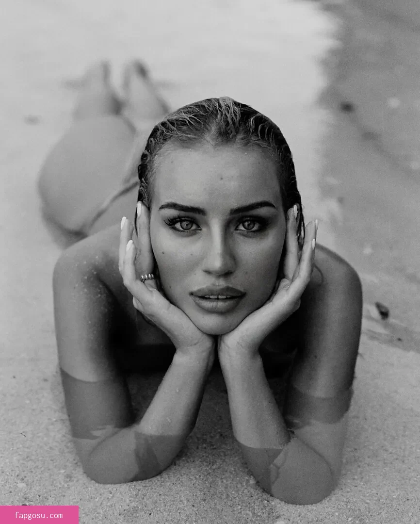Julia Cavanagh