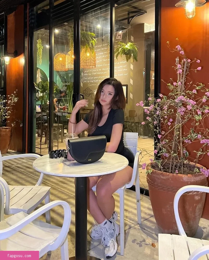 Jeila Dizon