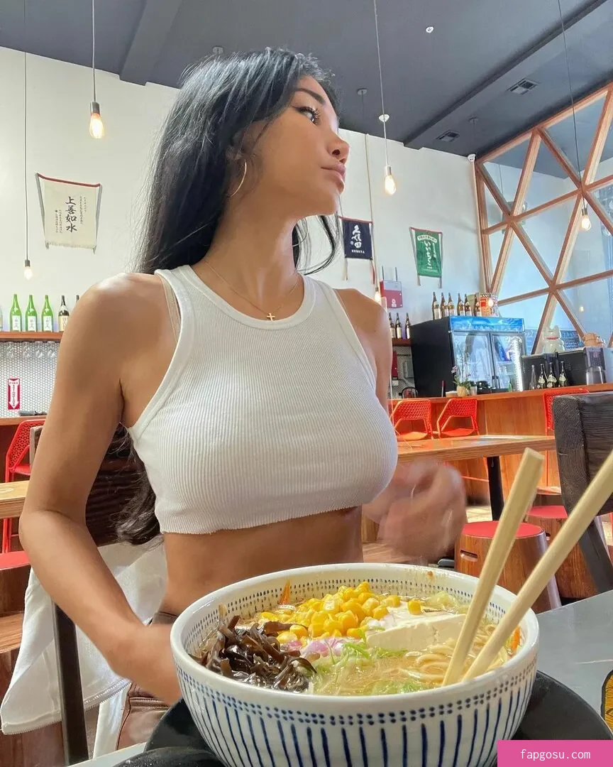 Joleen Diaz