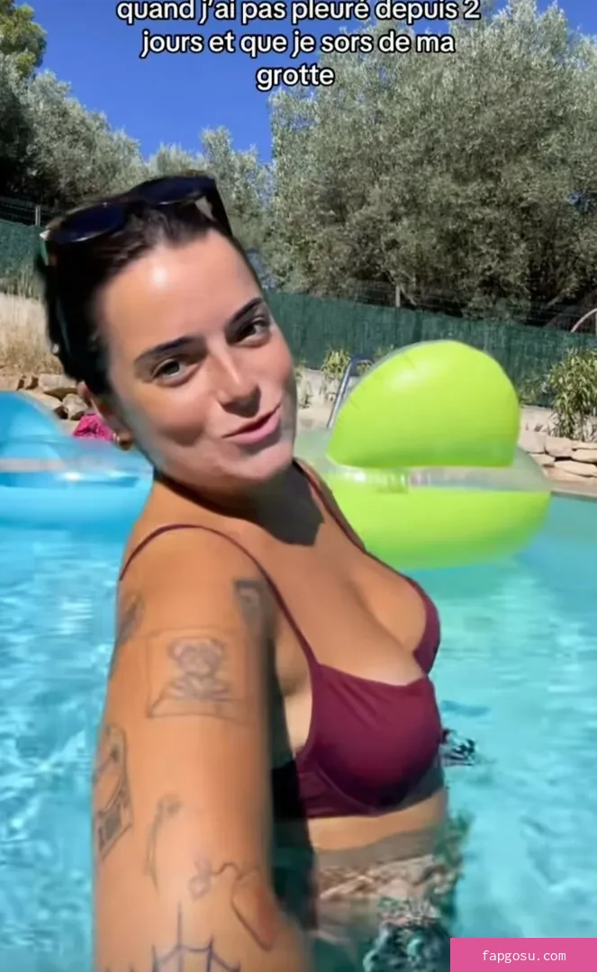 Julie Ferrat