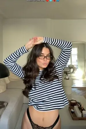 Julie Ferrat content