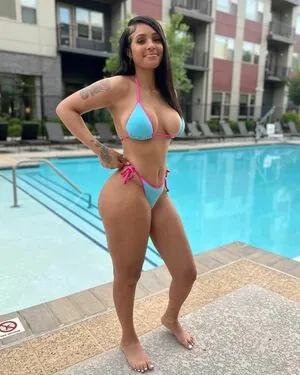 Jasmine Grenaway content