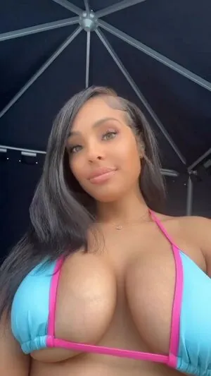 Jasmine Grenaway content