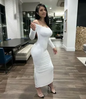 Jasmine Grenaway content