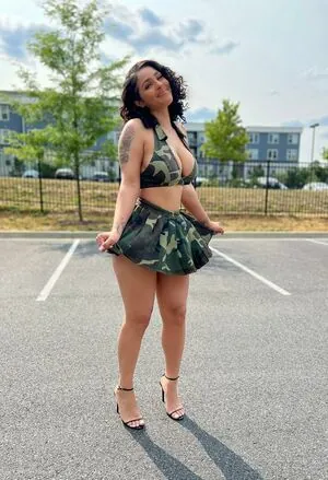 Jasmine Grenaway content