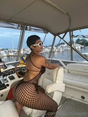 Jasmine Grenaway content