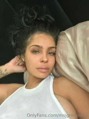 Jasmine Grenaway content
