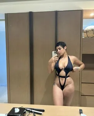 Jasmine Grenaway content