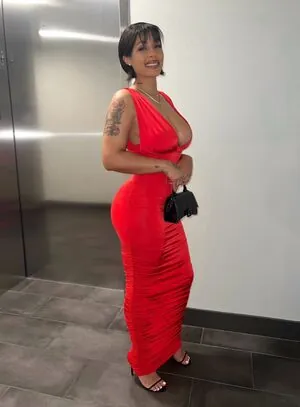 Jasmine Grenaway content