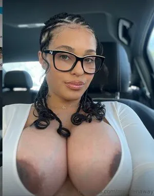 Jasmine Grenaway content