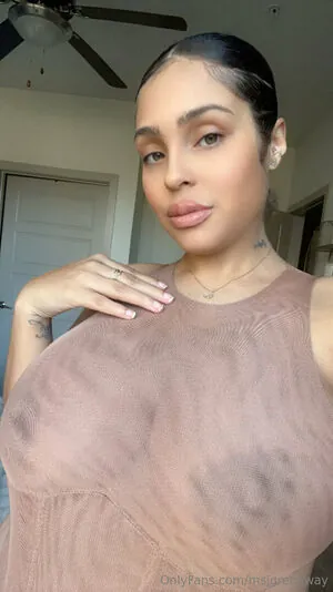 Jasmine Grenaway content