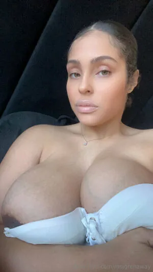 Jasmine Grenaway content