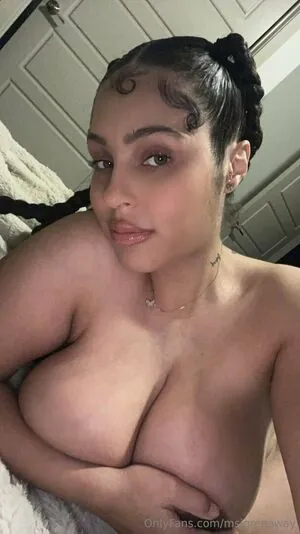 Jasmine Grenaway content