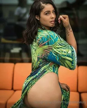 Jasmine Grenaway content