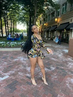 Jasmine Grenaway content