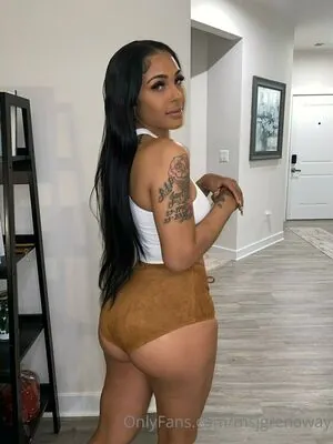 Jasmine Grenaway content