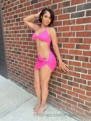 Jasmine Grenaway content