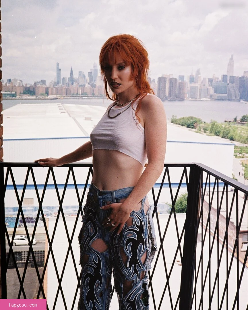 Jess Glynne