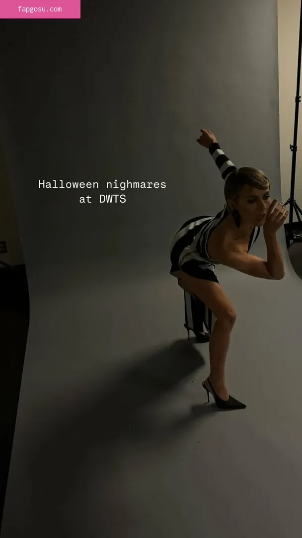 Julianne Hough - Photo #1075