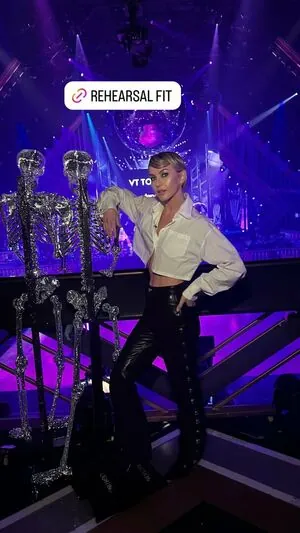 Julianne Hough