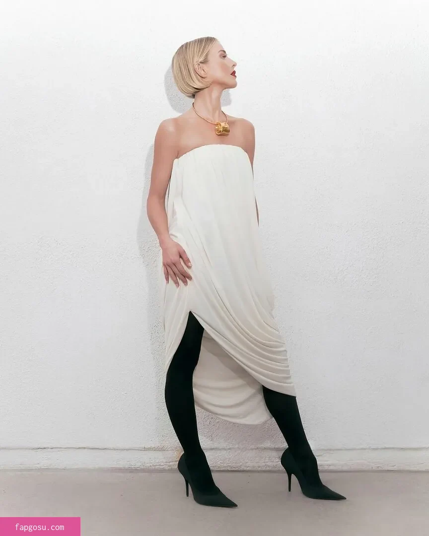 Julianne Hough - Photo #1193