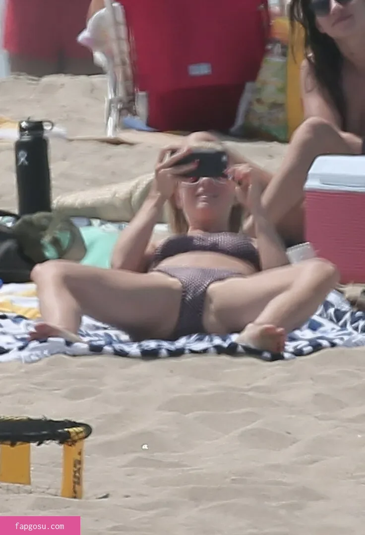 Julianne Hough - Photo #187
