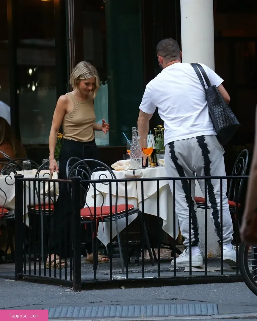 Julianne Hough - Photo #796