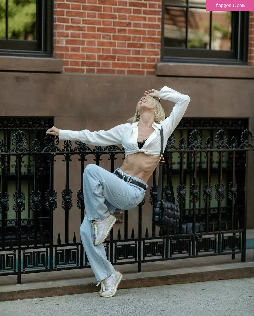 Julianne Hough - Photo #896