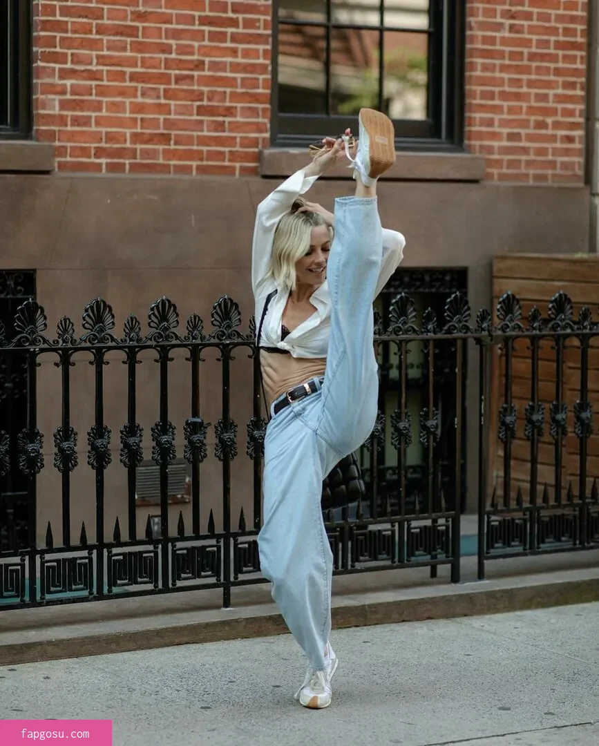 Julianne Hough - Photo #898