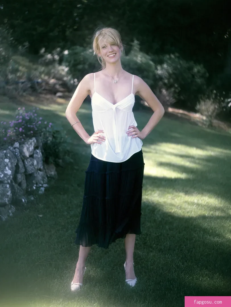 January Jones - Photo #100